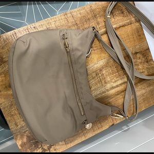 Travelon Anti Theft hobo crossbody